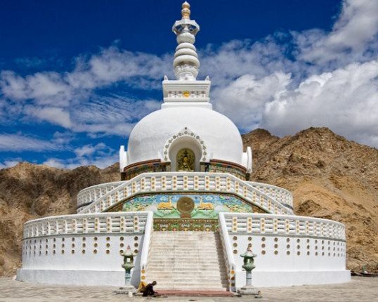 Shanti Stupa