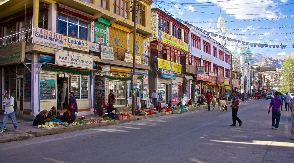 Leh Market